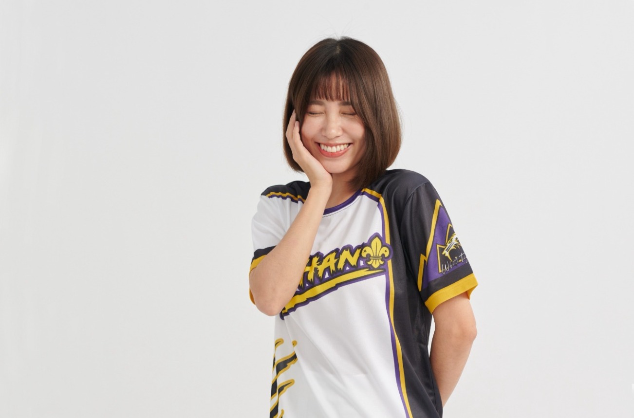 內圖:公司制服要不要做撞色?不浮誇的拼接與滾邊設計技巧