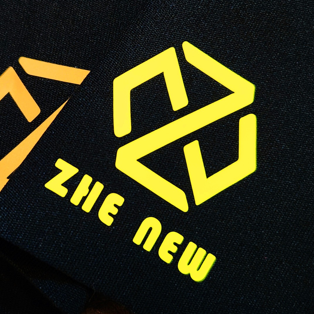 工作服適合印刷方式-螢光矽膠